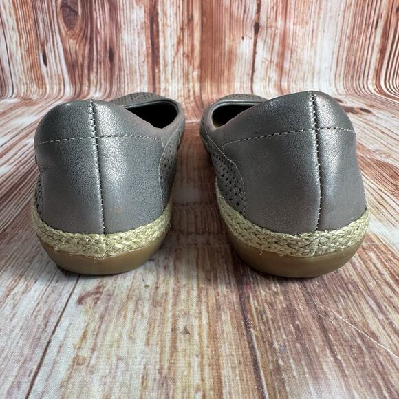 Clarks DANELLY ADIRA Size 7 Gray Leather Espadrille Loafers Ballet Flats Shoes - Picture 4 of 10